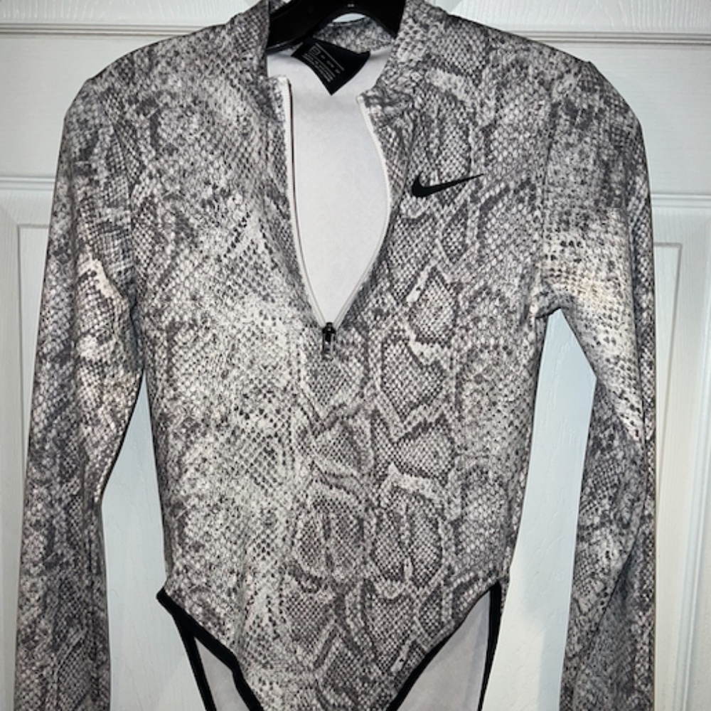 NIKE NSW Python Bodysuit Womens size XS.